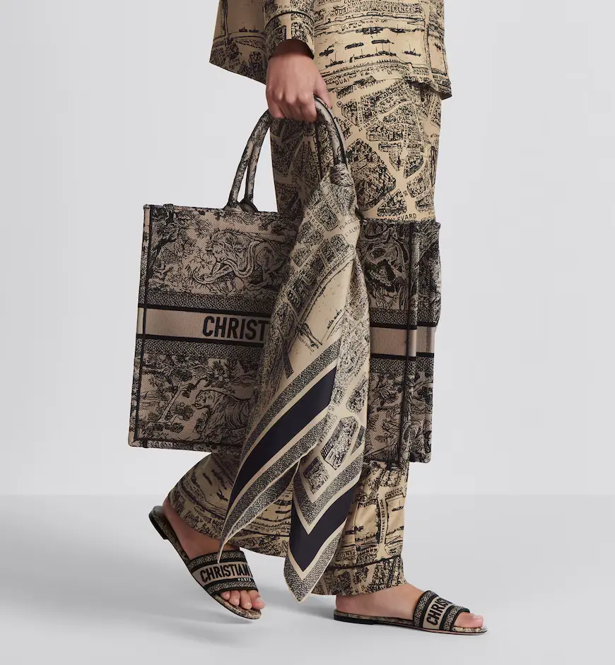 LARGE DIOR BOOK TOTE